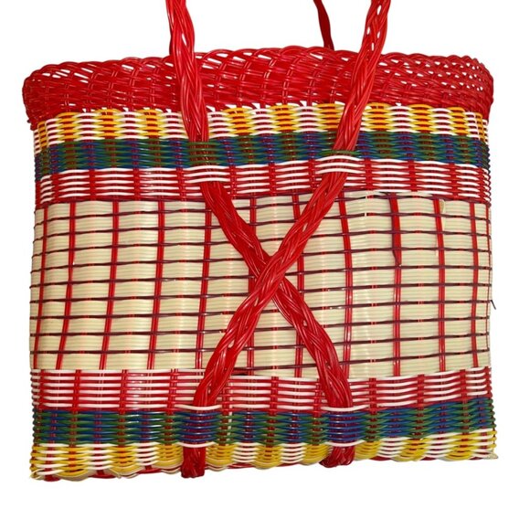 plastic woven tote bag red yellow green beach pool resort bag - Picture 2 of 4